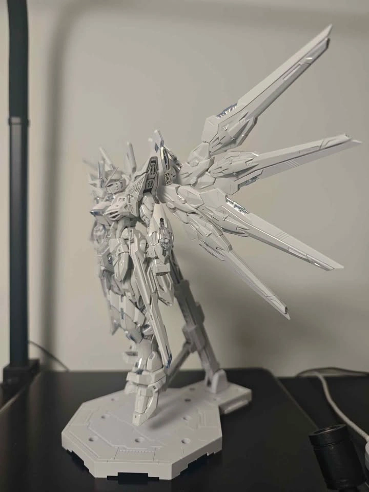 MGEX Strike Freedom Gundam TWILIGHT COATING - photo 2