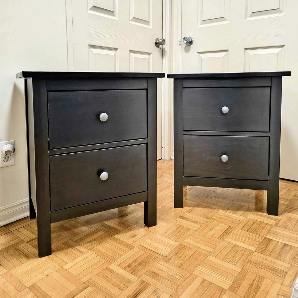 IKEA HEMNES 2-Drawer Nightstands