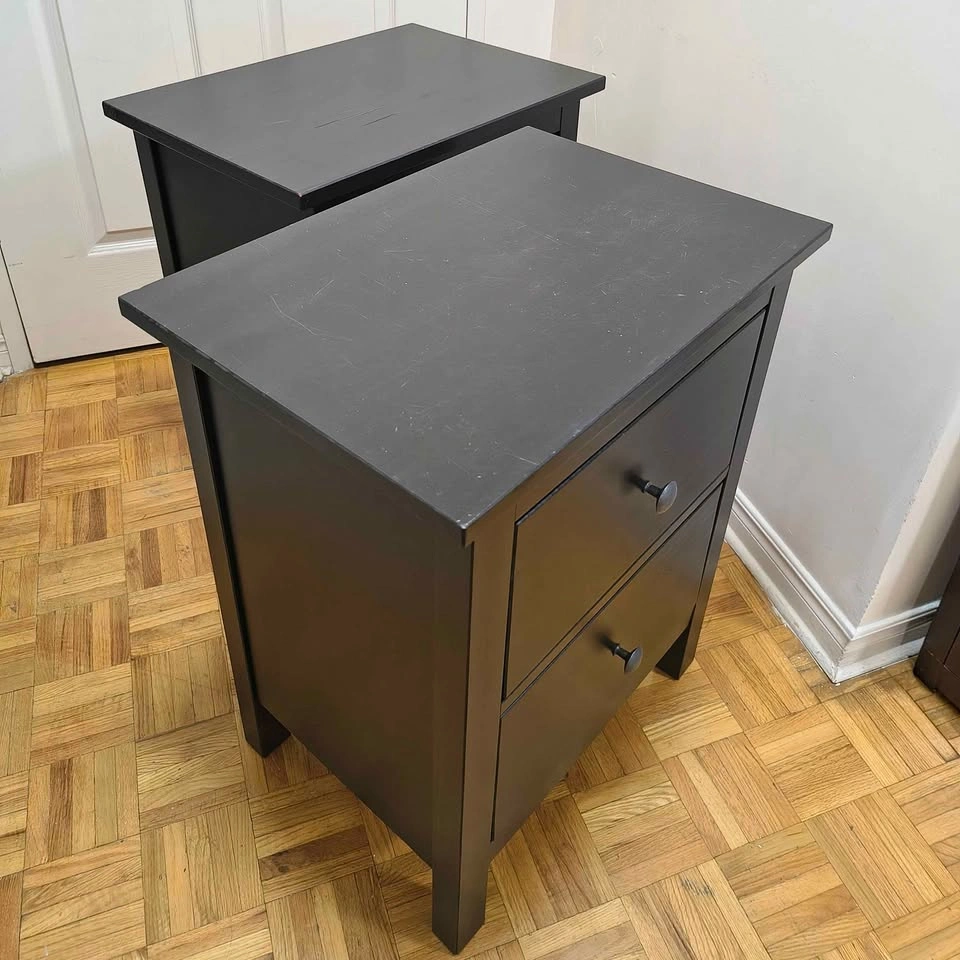 IKEA HEMNES 2-Drawer Nightstands - photo 2