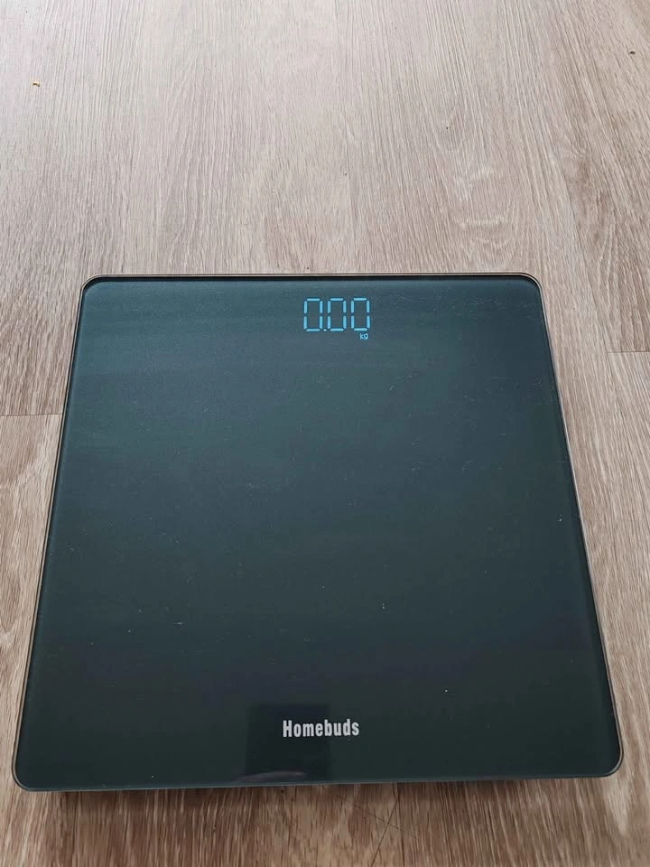 Homebuds HB905 Digital Bathroom Scale - photo 2