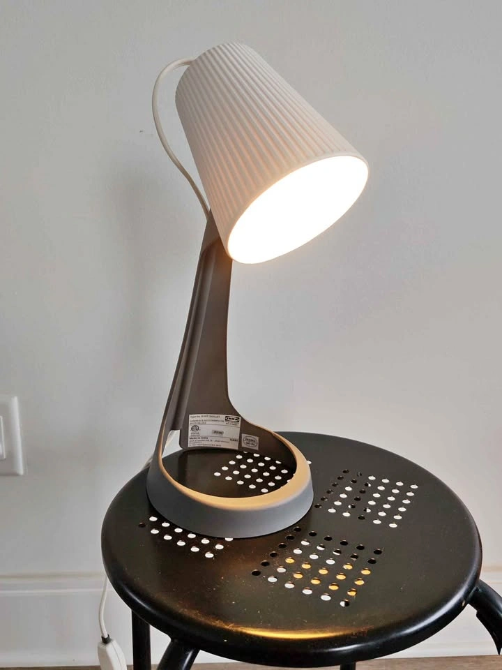 IKEA SVALLET White Gray Table Lamp