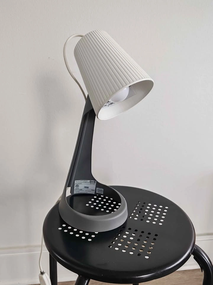 IKEA SVALLET White Gray Table Lamp - photo 2