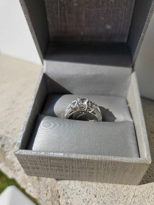 Engagement/Wedding Band Combo