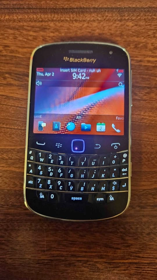 Blackberry Bold 9900 Unlocked