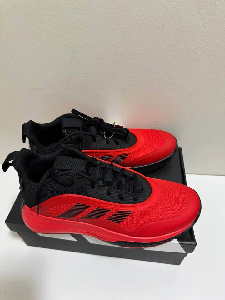 New Adidas Men Shoes. Size 10 US. Firm price. - photo 3