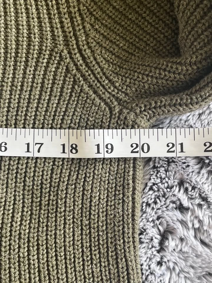 Roots Olive Green Cotton Cable Knit Hoodie - Like New! Mens Medi - photo 4