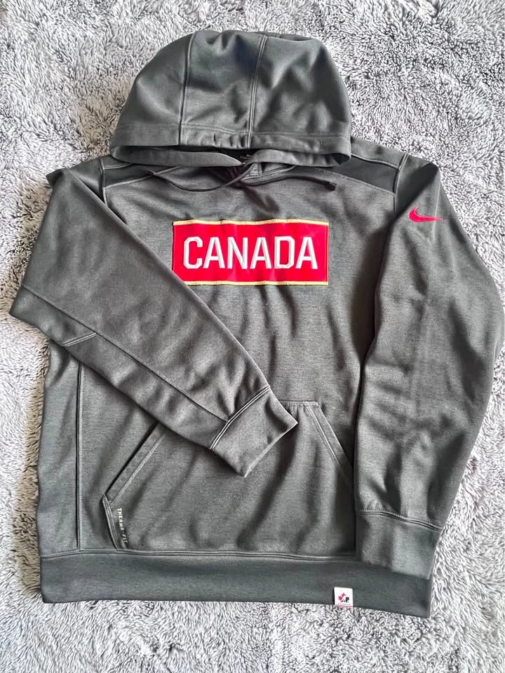 Nike Therma-Fit Hockey Canada Gray Hoodie - Men’s Medium