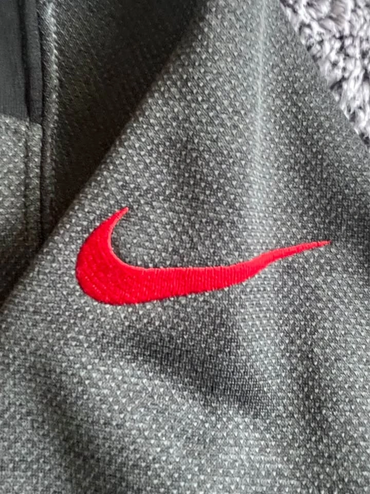 Nike Therma-Fit Hockey Canada Gray Hoodie - Men’s Medium - photo 5