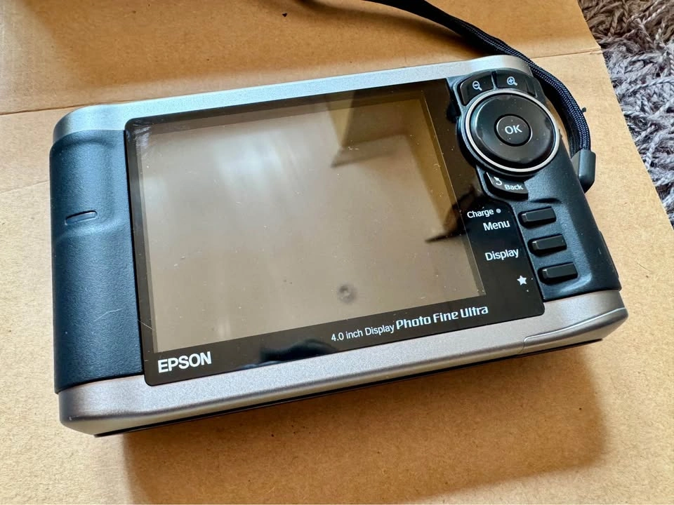 Epson P-3000 Photo/Video/Media Viewer & Storage - photo 2