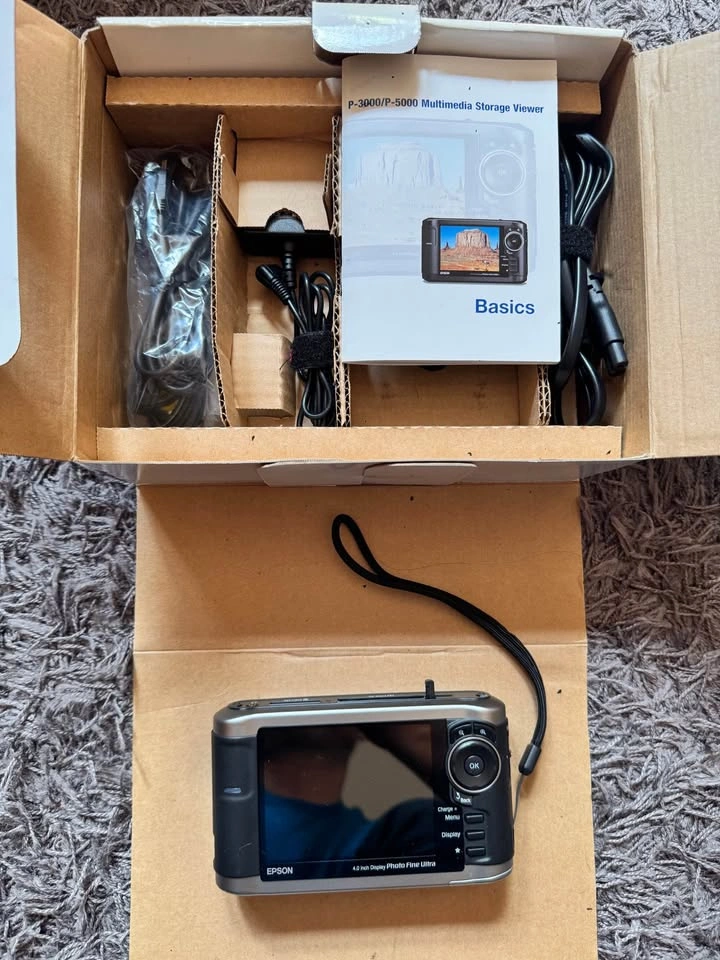 Epson P-3000 Photo/Video/Media Viewer & Storage - photo 4