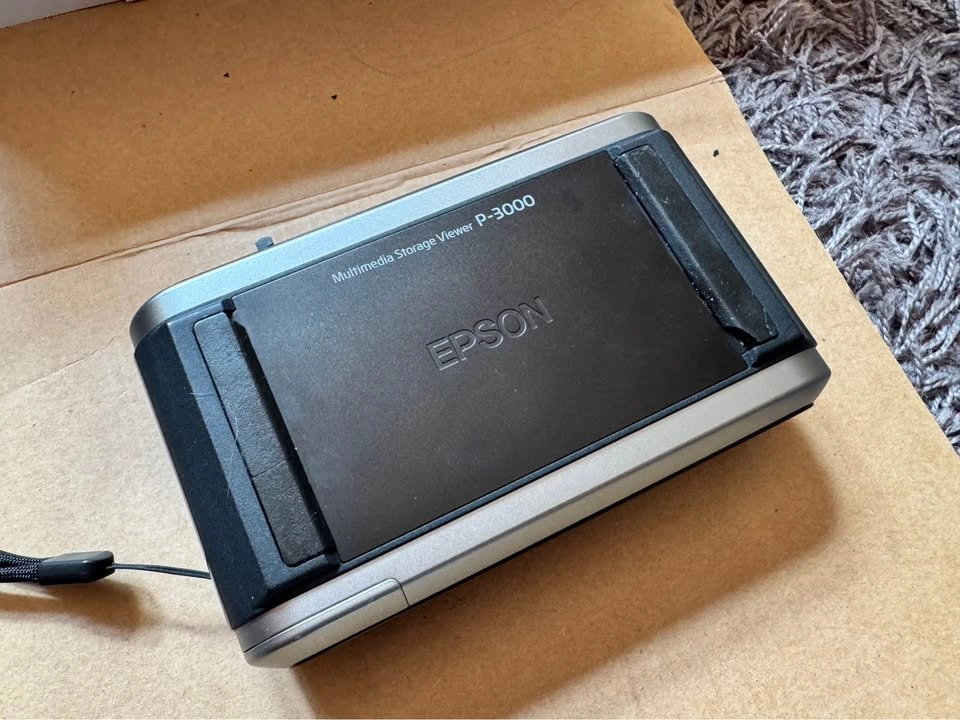 Epson P-3000 Photo/Video/Media Viewer & Storage - photo 5
