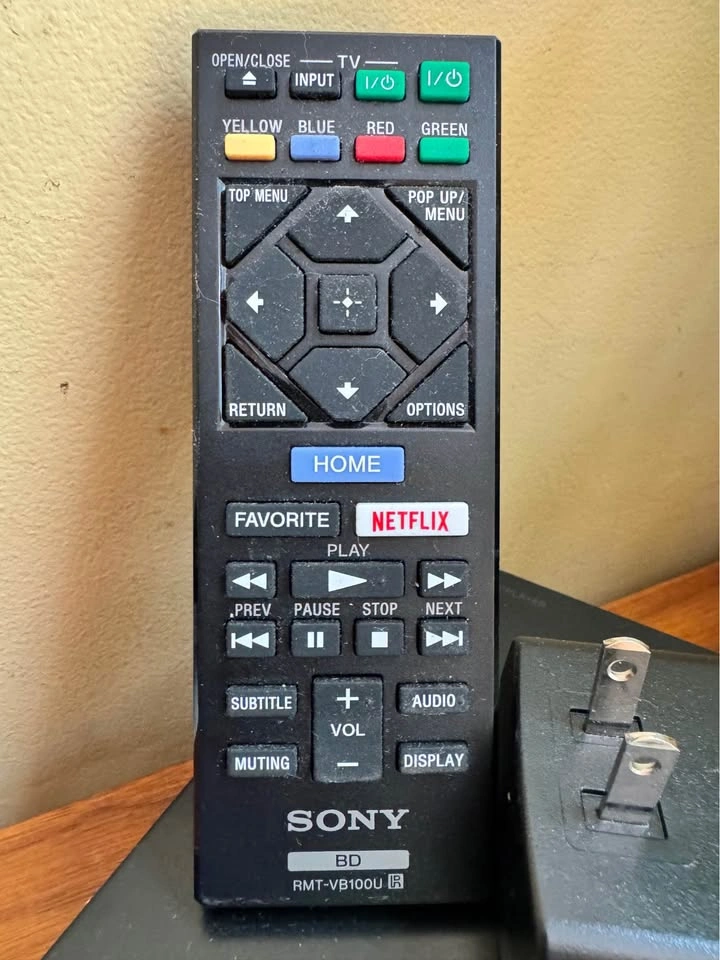 Sony BDP-S1500 Blu ray player + streaming box - photo 3