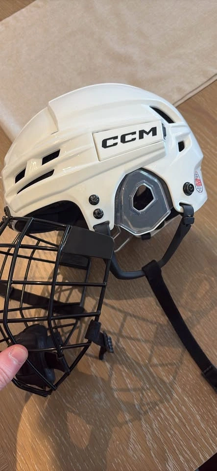 CCM Tacks 720 Hockey Helmet With Cage - photo 2