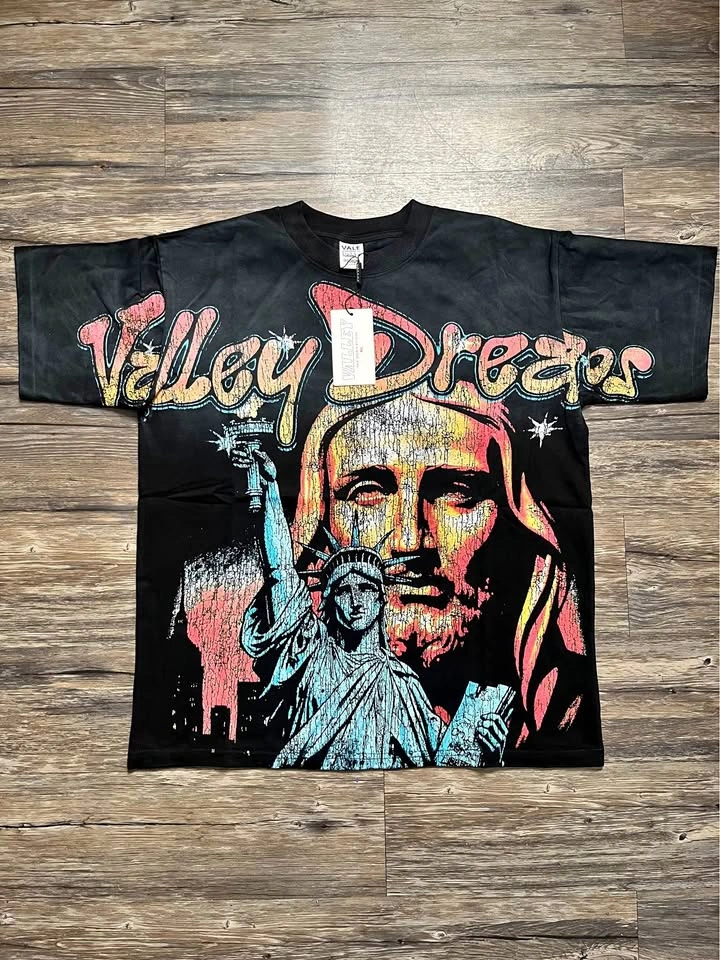 Valley Dreams Graphic T-Shirt