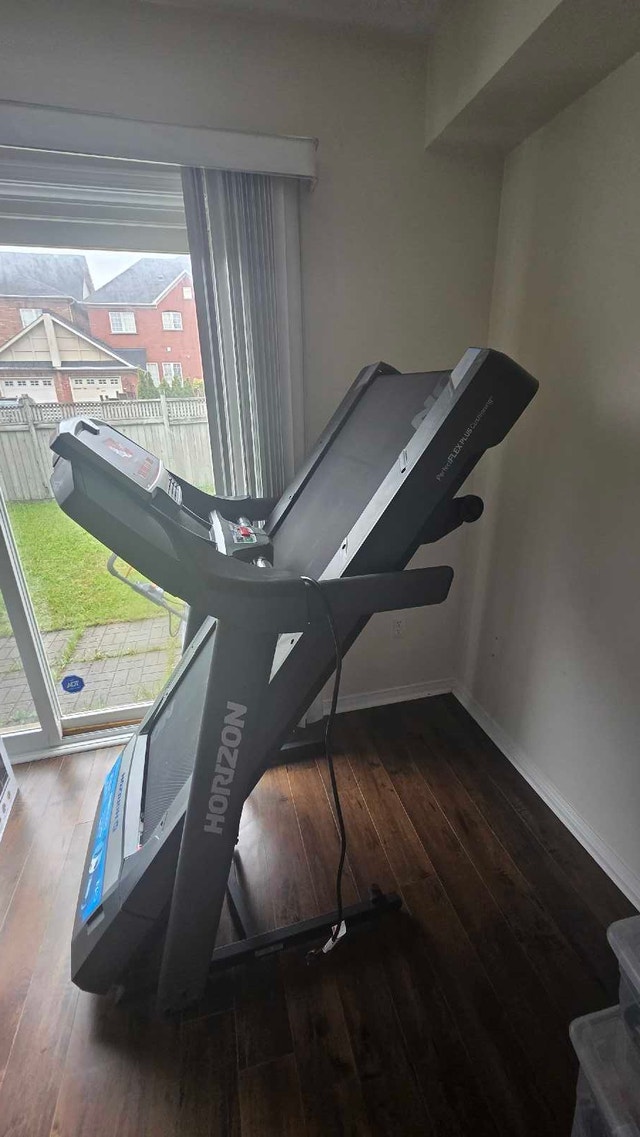 Horizon Fitness CT7.2 Treadmill - Excellent Condition - photo 3