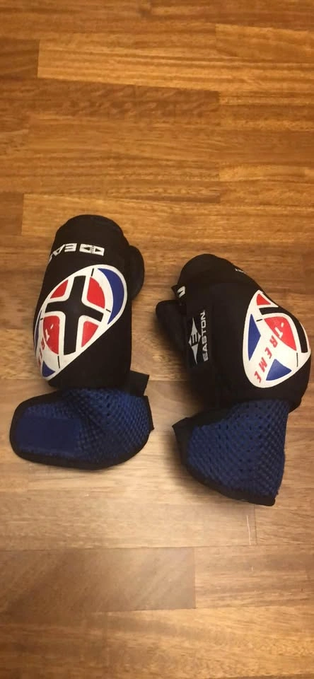 Hockey elbow pads