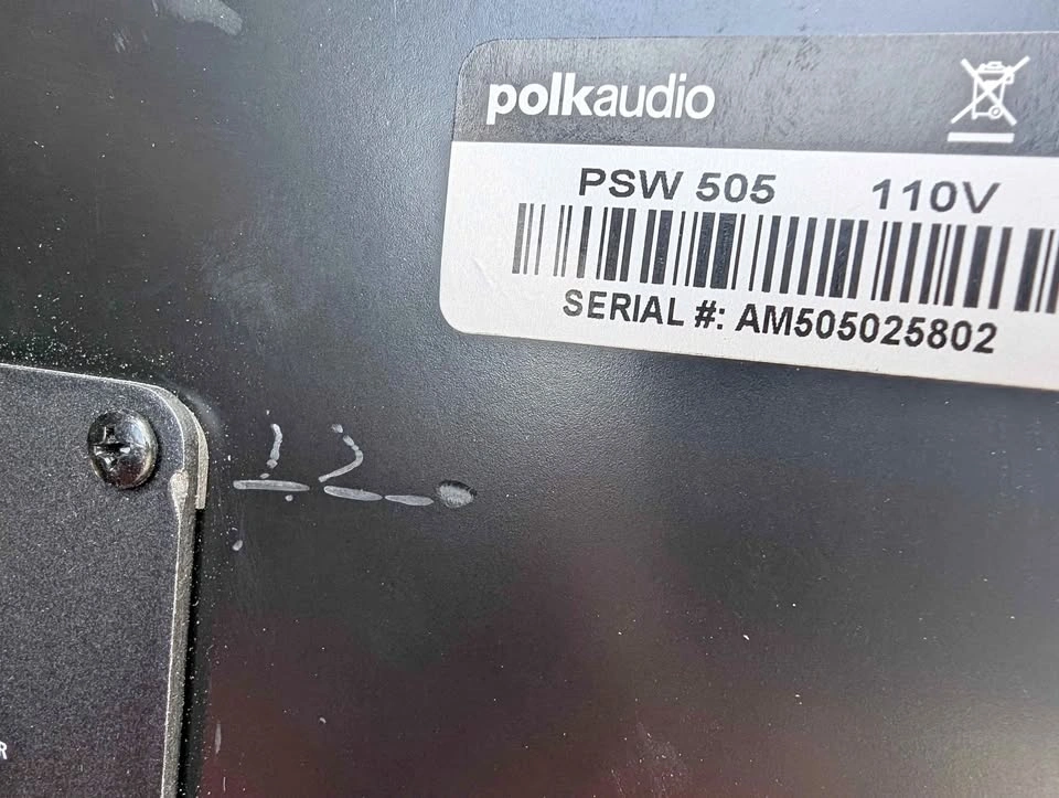 Polk audio subwoofer (mint condition)