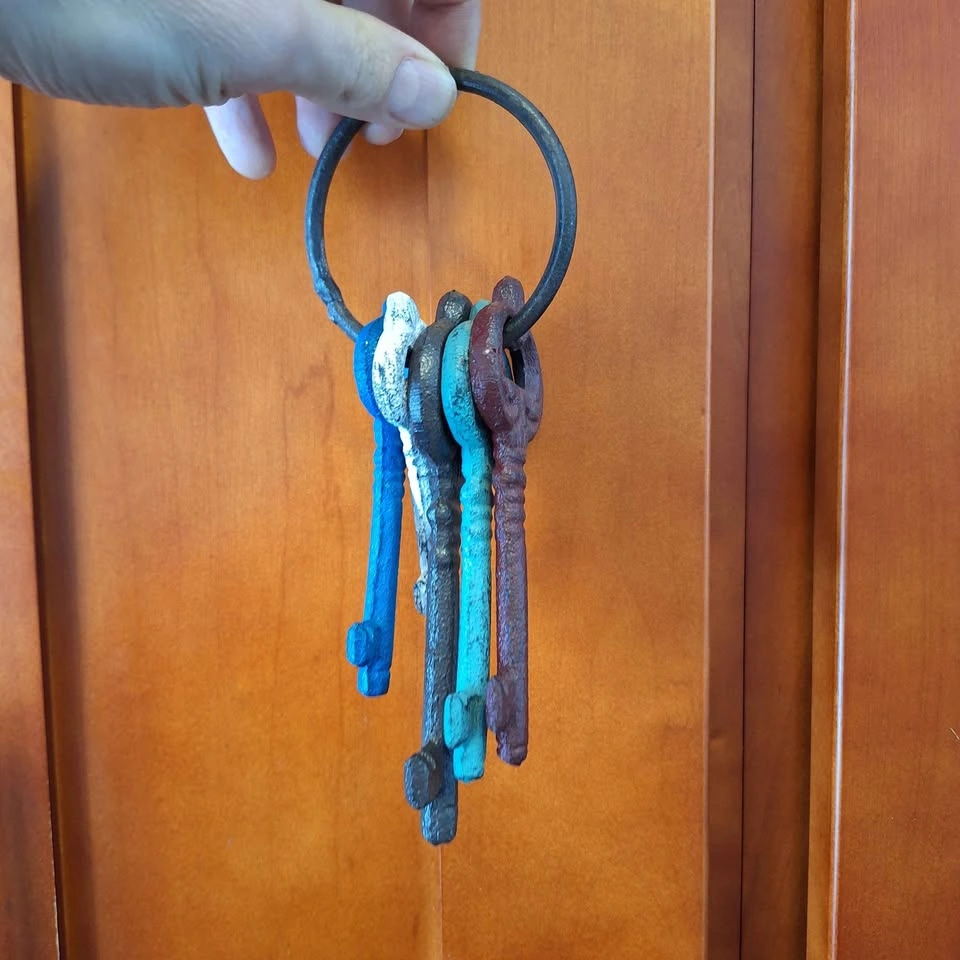 Colorful Rustic Decorative Keys Set of 5 - photo 2
