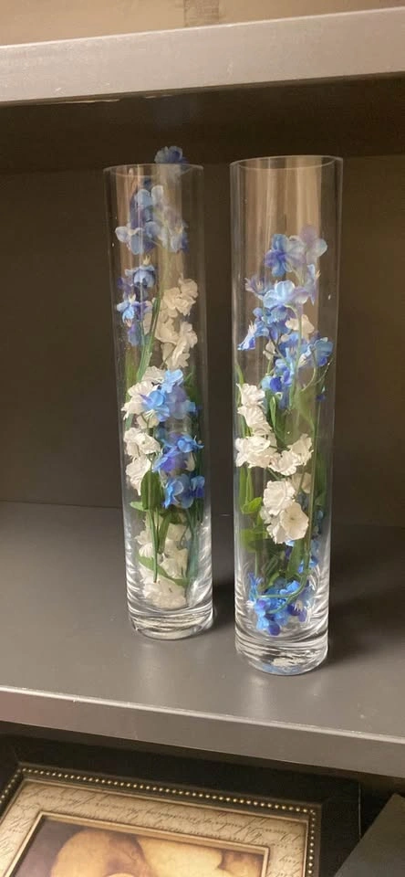 Two vase centre piece with removable flowers