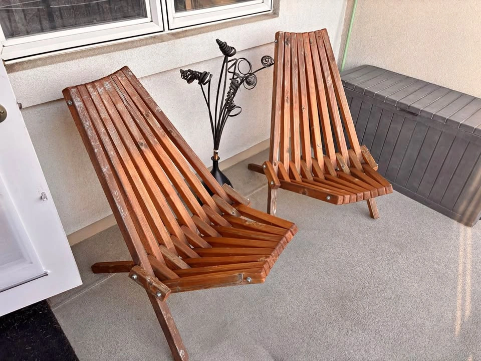 2 Wood Outdoor Patio Folding Chairs