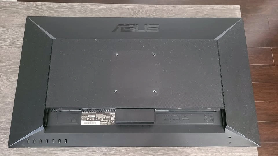 Asus PB287Q 28-inch 4K Monitor (For Parts) - photo 2