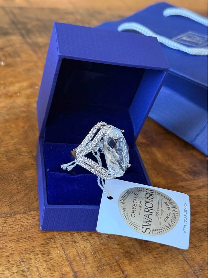 Swarovski Crystal Ring with Box - photo 3