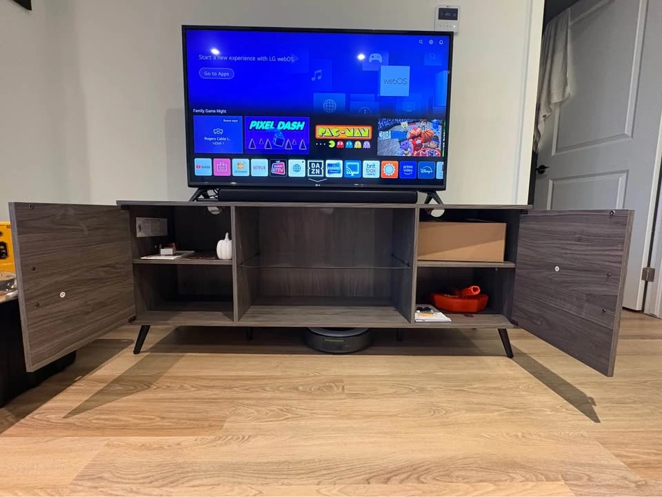 Mid-Century Modern Wood TV Stand - photo 2