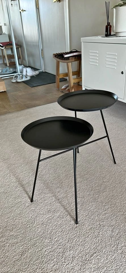 Black Metal Accent Table (From EQ3)