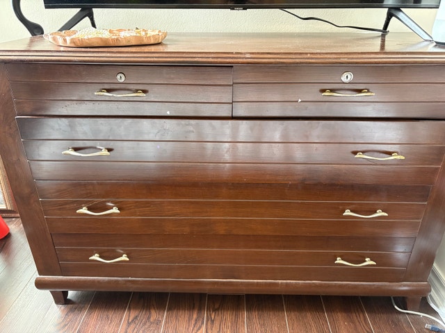 Chest of drawers made of Sheeham wood. - photo 3