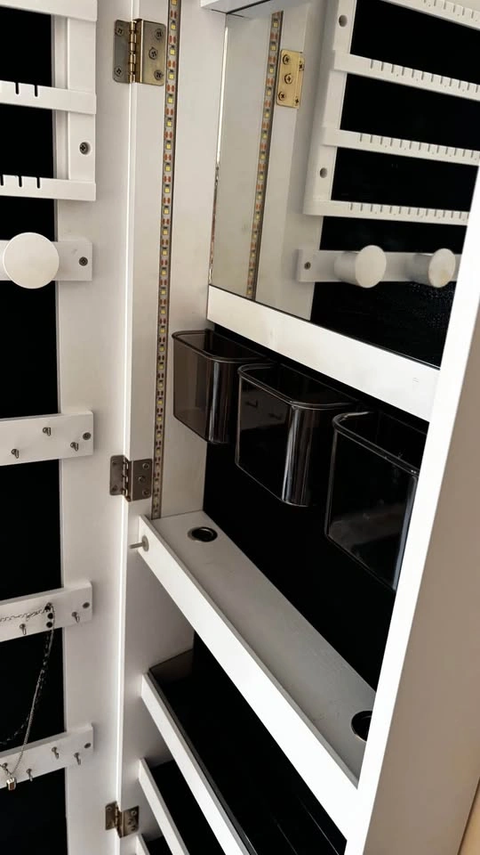 Mirror Jewelry Cabinet - photo 2