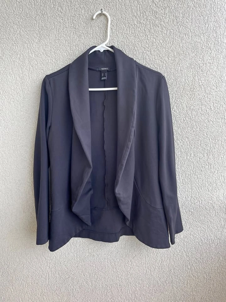Black Open Front Blazer - Forever 21, Size M