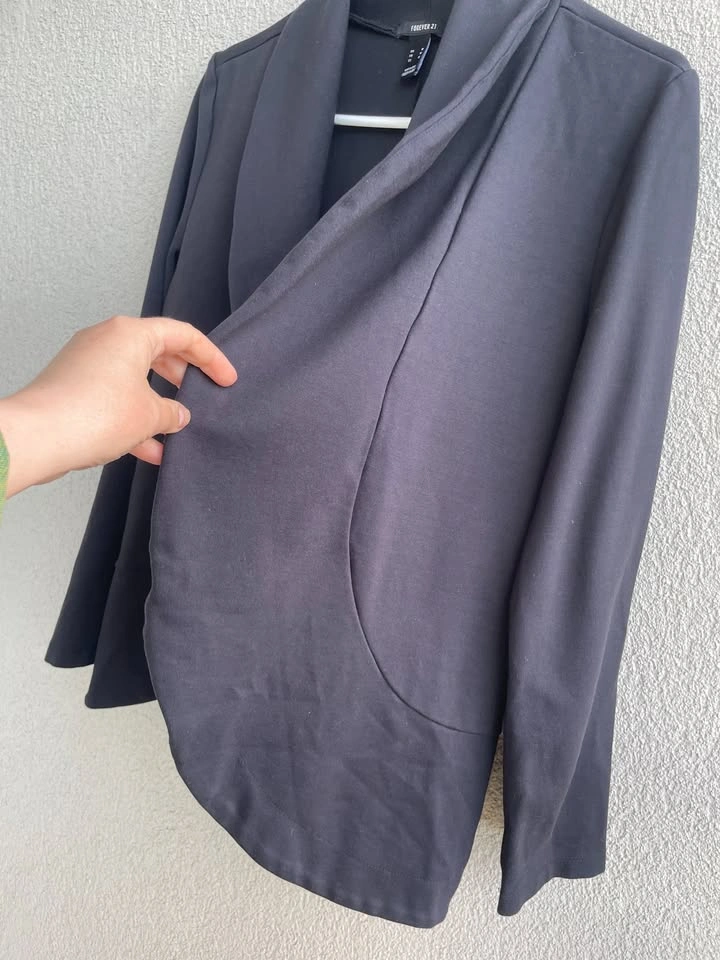 Black Open Front Blazer - Forever 21, Size M - photo 2