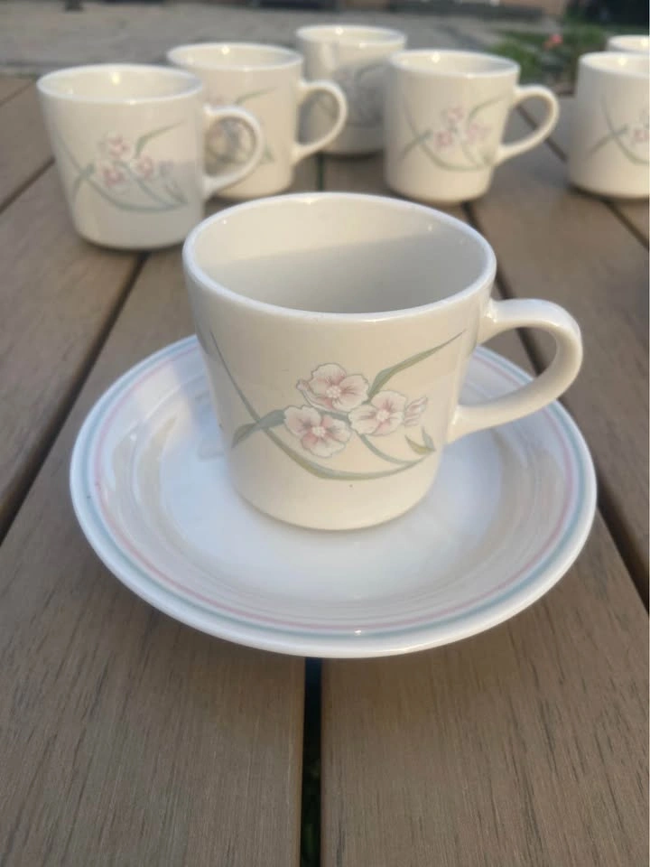 Corning Ware Cup and Saucer Set - photo 2