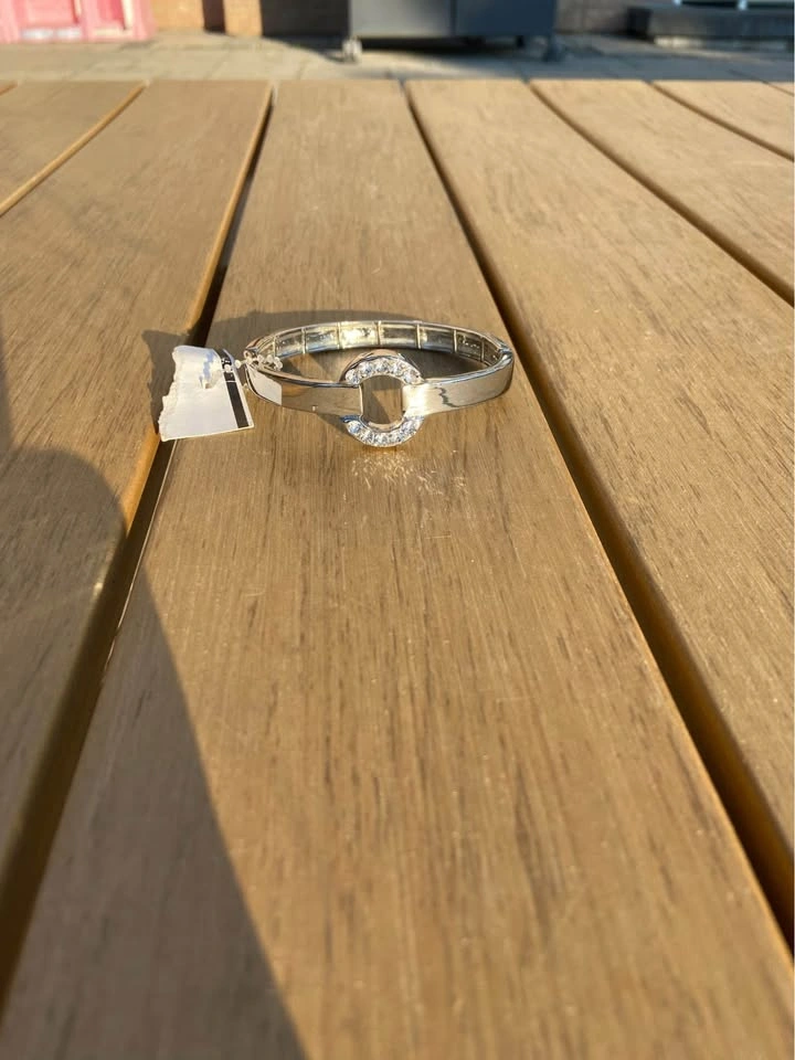 Elegant Silver Bracelet - photo 3