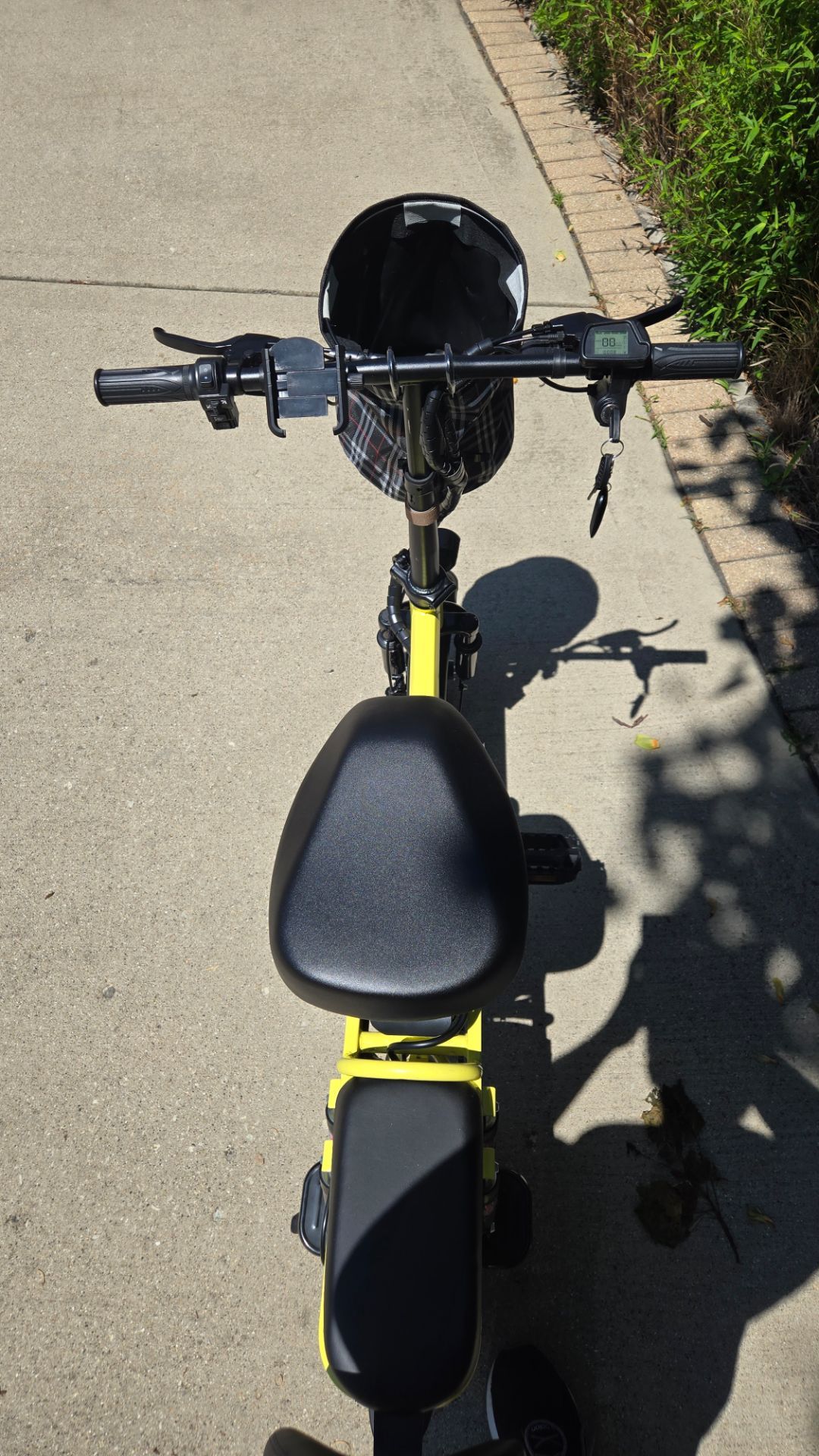 Folding Electric Bike | Yellow | 500W | 48V 20Ah | 37 Mile Range - photo 5