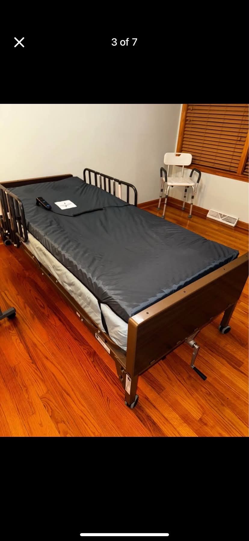 Free Electrical Hospital Bed - photo 2