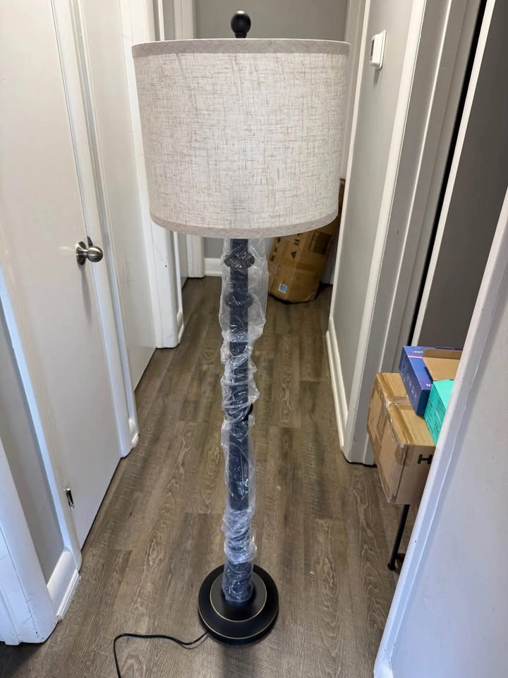 Vintage Farmhouse Floor Lamp - photo 2