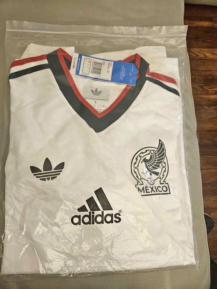 Mexico National Team Soccer Jerseys - Size L