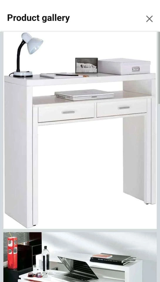 Desk - photo 2