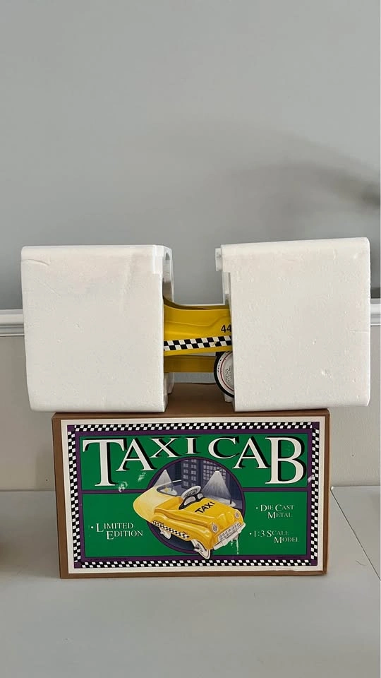 XONEX Taxi Cab 1:3 Scale Limited Edition 1993 - photo 2