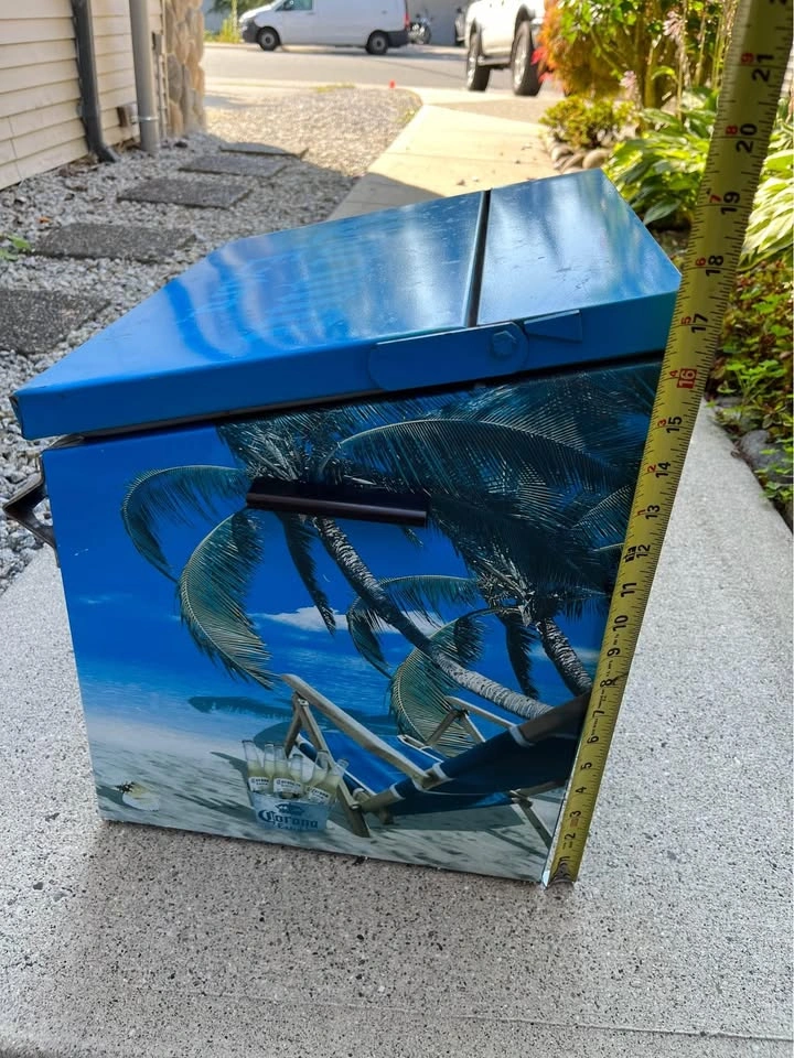 Corona Extra Metal Cooler with Bottle Opener - photo 4