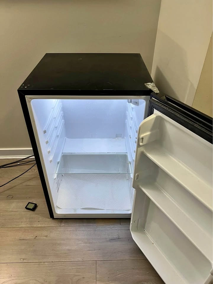 MiniFridge Retail $290