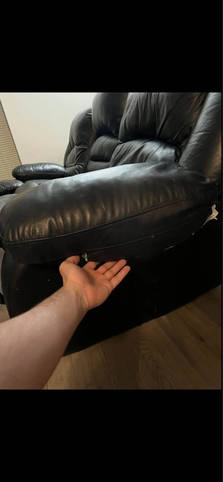 Free Couch Need Gone - photo 4