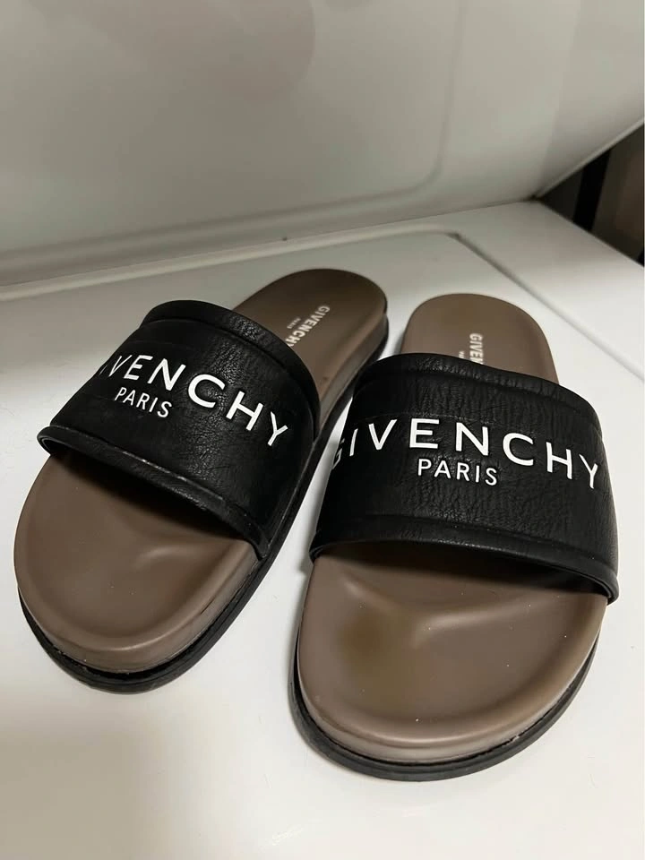 Givenchy Slides Size 9 Mens or Womens - photo 5