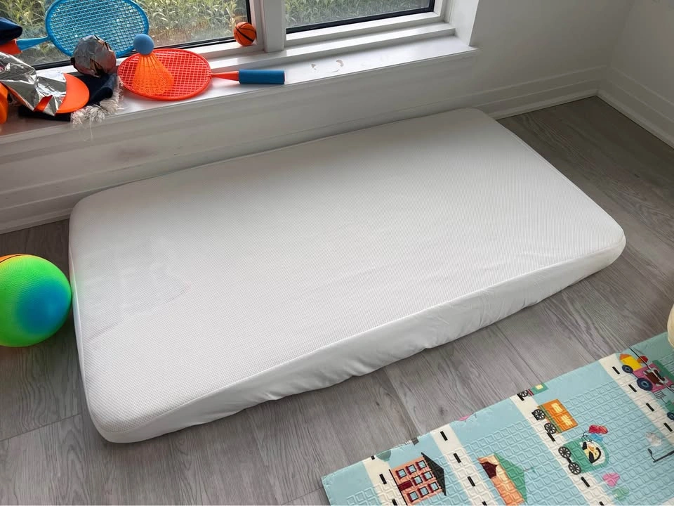 Ikea Crib Mattress - photo 3