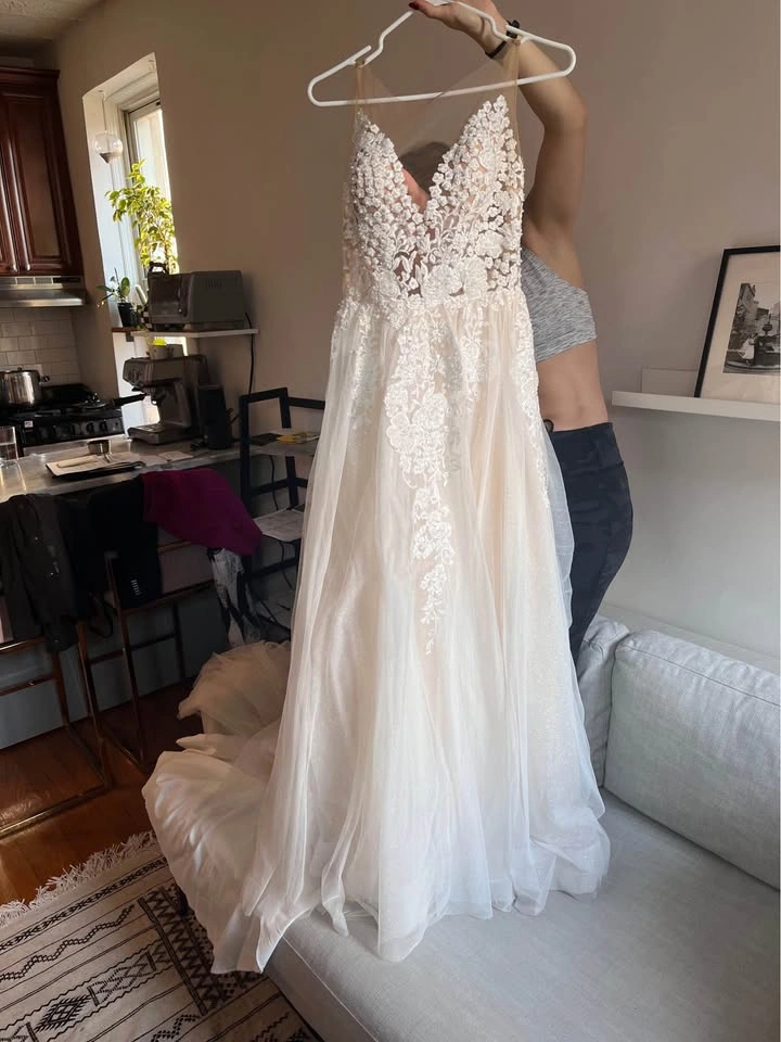 Wedding Dress - photo 5