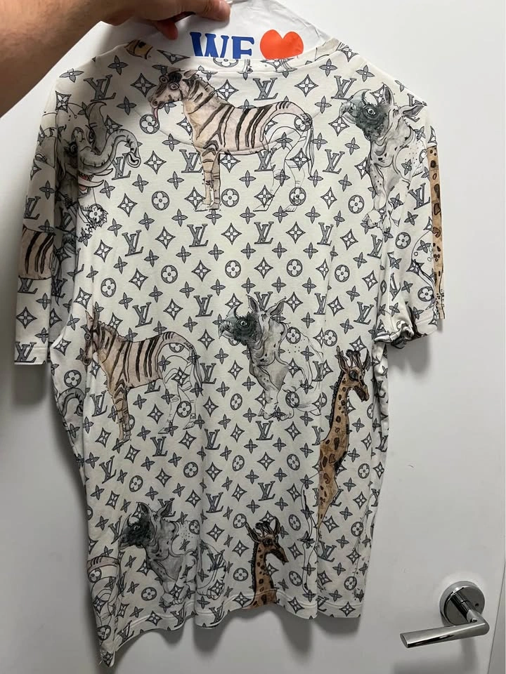 LV Monogram Chapmans Collab Tshirt Louis Vuitton - photo 2