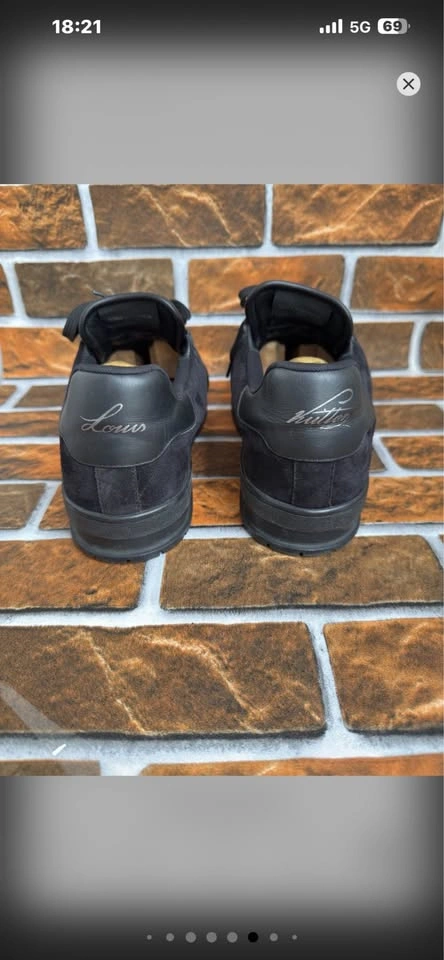 Louis Vuitton Size 9.5 Black Mens Sneakers Trainer Shoes - photo 4