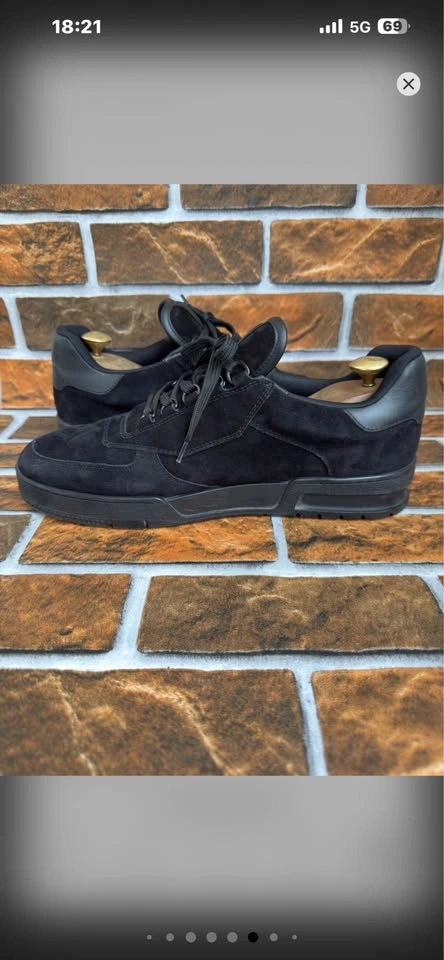 Louis Vuitton Size 9.5 Black Mens Sneakers Trainer Shoes - photo 5