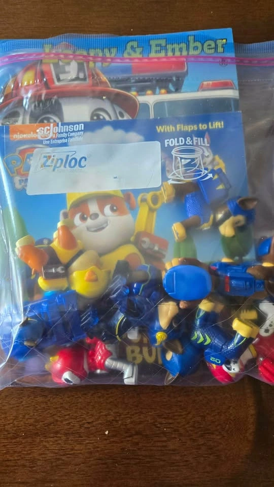 12 Paw Patrol Toys with 2 Coloring Books - photo 2